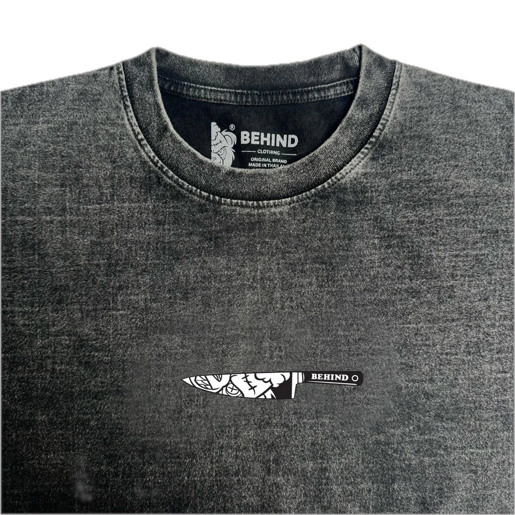 𝗕𝗘𝗛𝗜𝗡𝗗 เสื้อยืด minimal “ KNIFE “ แนวสตรีท Oversize เสื้อยืดชาย หญิง