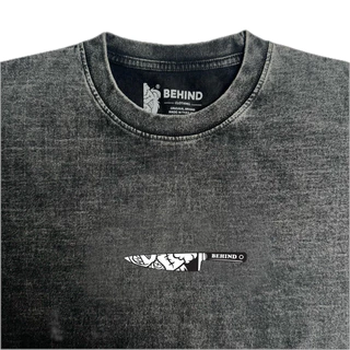 𝗕𝗘𝗛𝗜𝗡𝗗 เสื้อยืด minimal “ KNIFE “ แนวสตรีท Oversize เสื้อยืดชาย หญิง