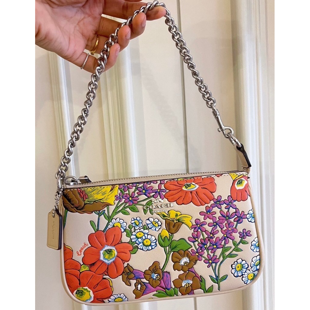 AD🎀(สด-ผ่อน) CR365 ลายดอก Nolita 19 Nolita 19 With Floral Print