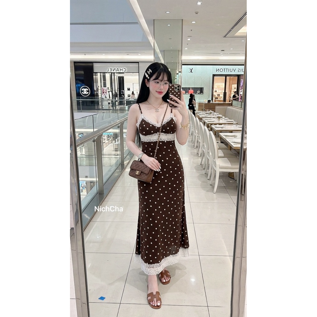 Dress Polkadot สีน้ำตาลแกลมๆๆ🤎🤍 ผ้านำเข้าทั้งชุด ทรงสวยทรงเป๊ะ มีซับ สายปรับได้