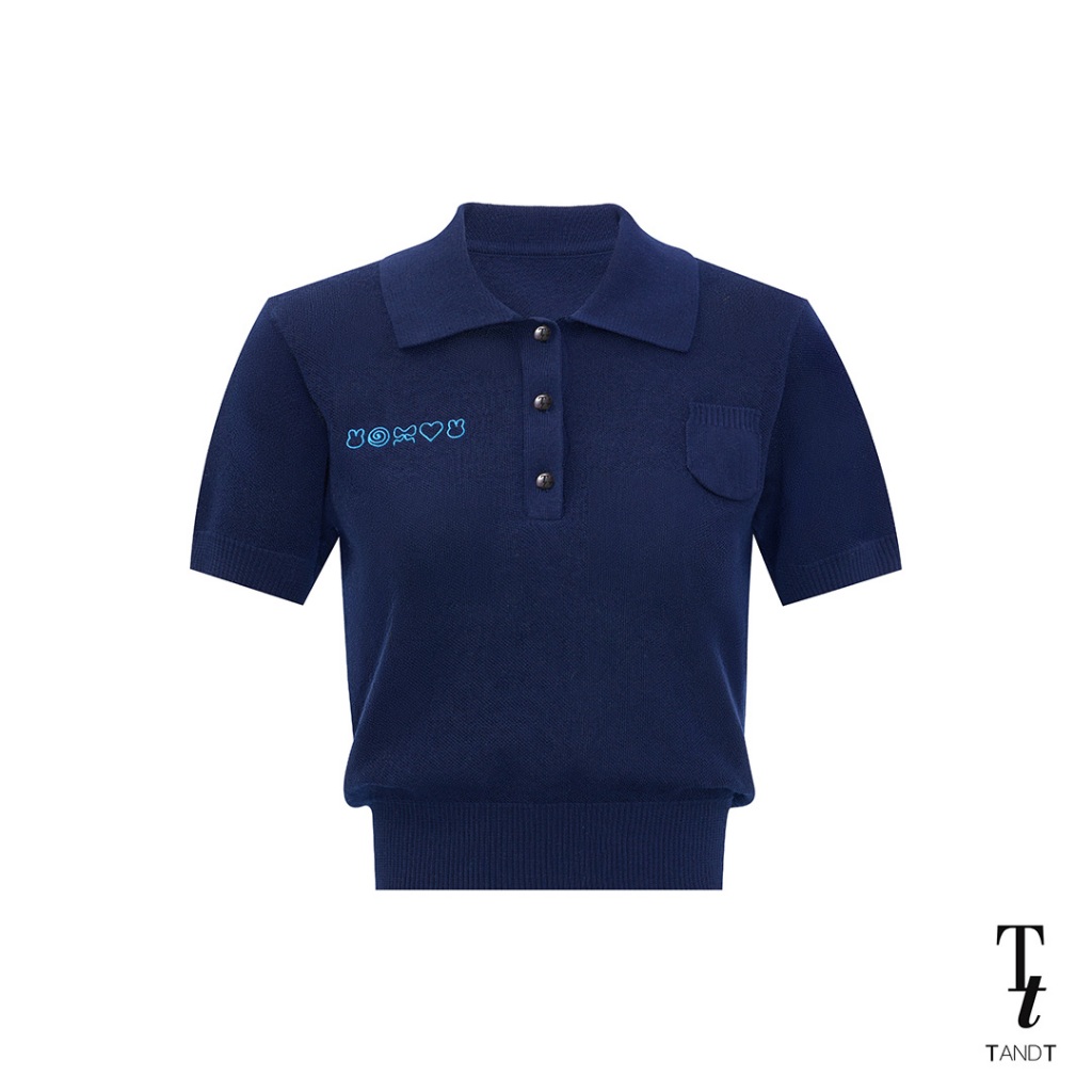 TandT - CIPHER TOP - EMBROIDERED SYMBOL KNITTED POLO TOP เสื้อโปโลปกเชิ๊ตกระดุมหน้า ทอนิตติ้งแขนสั้น ตกแต่งปักลายที่อก — صورة 2