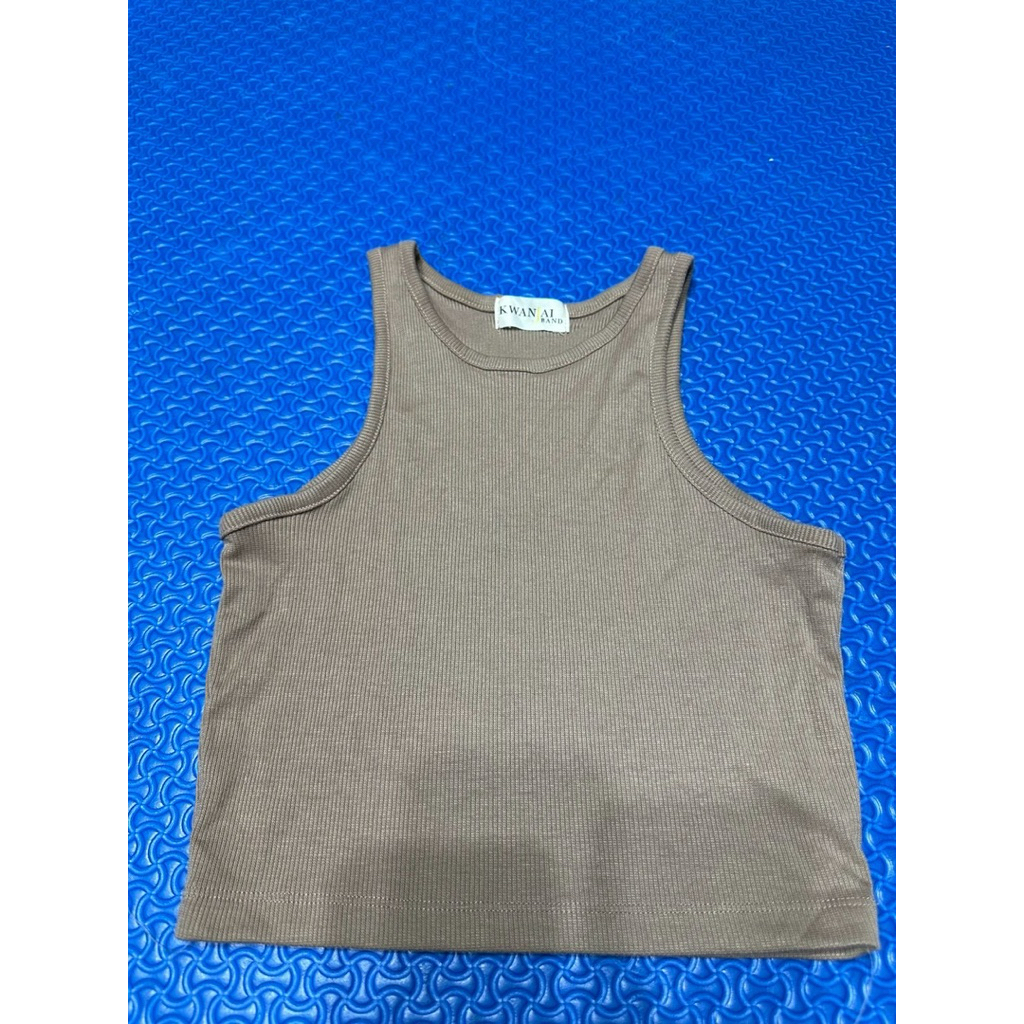 เสื้อกล้ามครอป kwanjai brand ไซส์ s