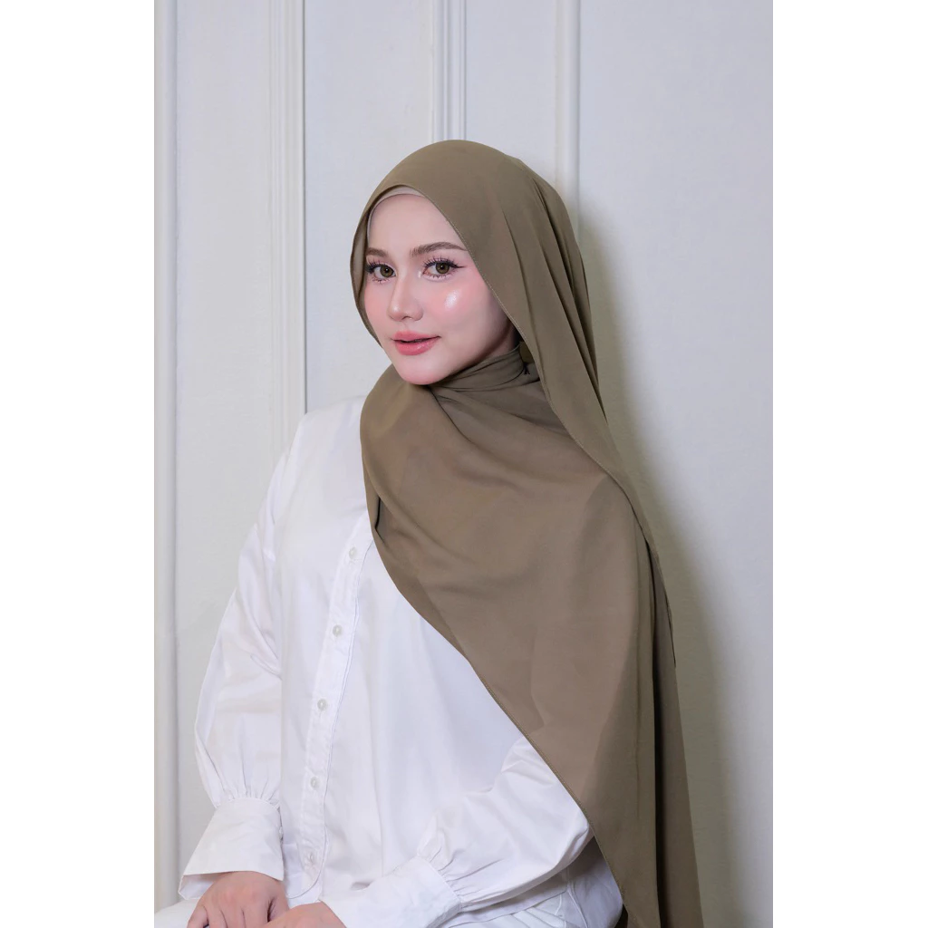 Vyra Premium Chiffon Shawl ฮิญาบชีฟองมุมโค้ง ขนาด 65x190 cm.