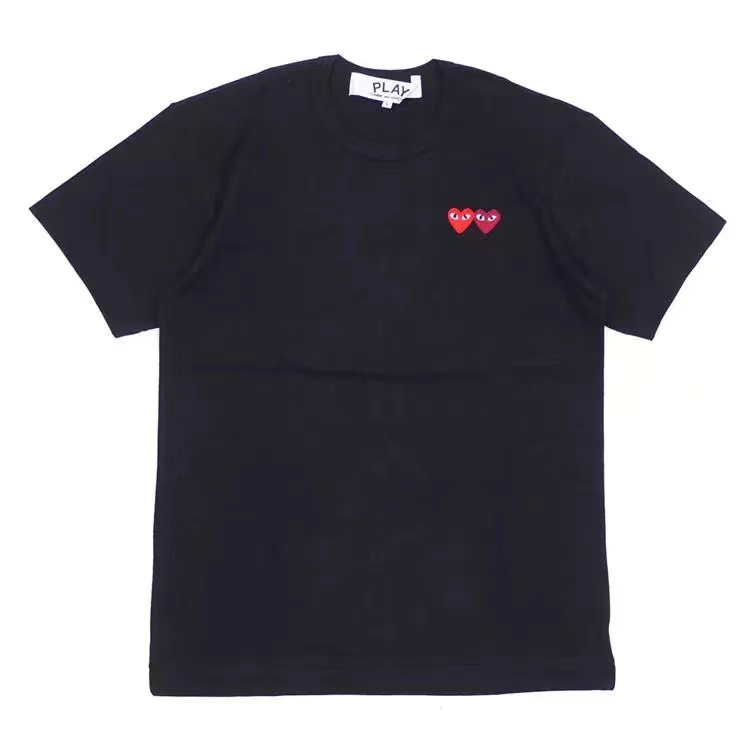100%PLAYสไตล์ญี่ปุ่นเสื้อยืดแขนสั้น พิมพ์ลายหัวใจ Rei Kawakuboสไตล์คลาสสิก แฟชั่นคู่รัก สําหรับผู้ชาย และผู้หญิง