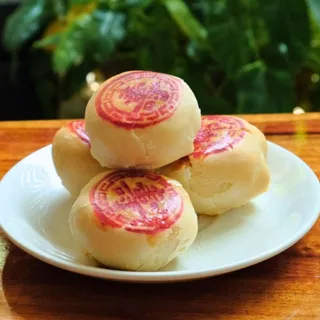 🥮ขนมเปี๊ยะบางกรวย ไส้ฟัก หอมกลิ่นหอมเจียว งาคั่วใหม่สด ไซส์ S บรรจุถุง 4 ชิ้น ขนมเปี๊ยะ