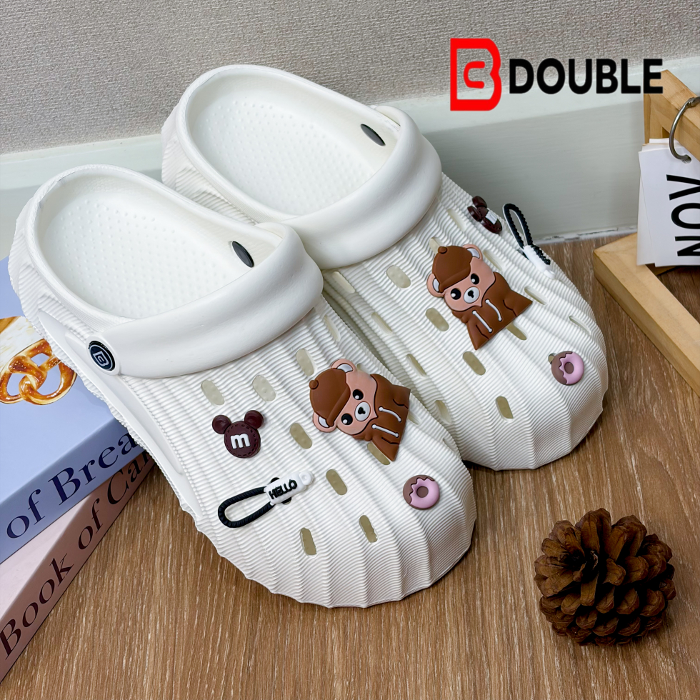 รองเท้าแตะคล็อก BB DOUBLE รุ่นใหม่ มีดีเทลหมีตุ๊กตา รูปที่ 4