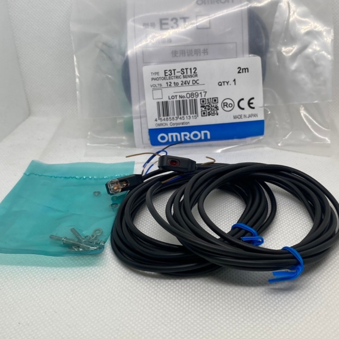 E3T-ST12 / E3T-ST14 Photoelectric Senso