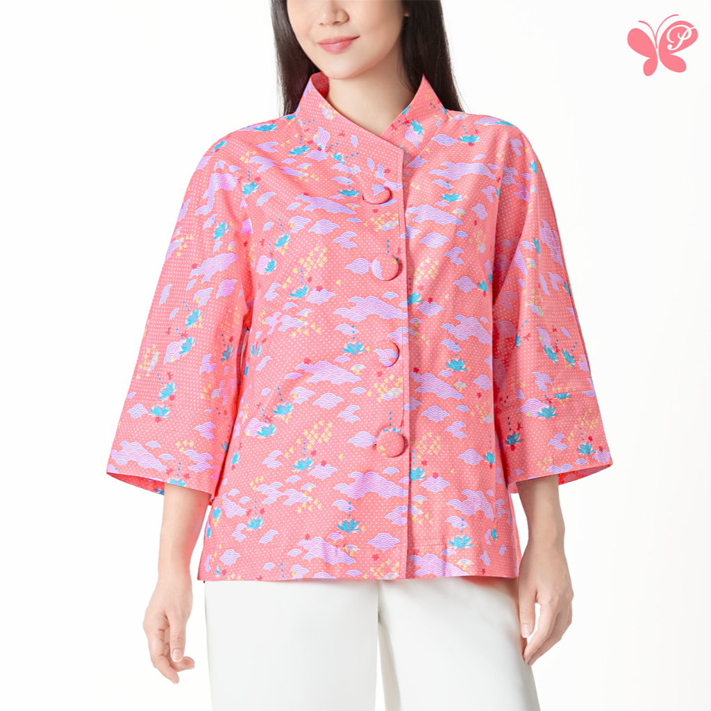 เสื้อผู้สูงอายุ Miki Oversized Top - Peony ผ้า Cotton 100% ทรงหลวม พิมพ์ลายดอกโบตั๋น กระดุมปั้มมือ (Elderly Friendly)