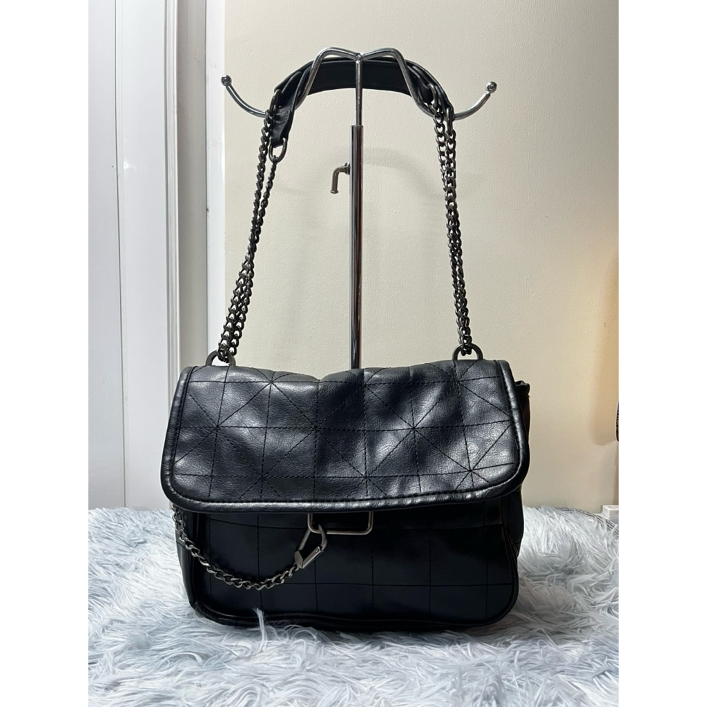 ZARA ขึ้นไหล่ แท้มือสอง