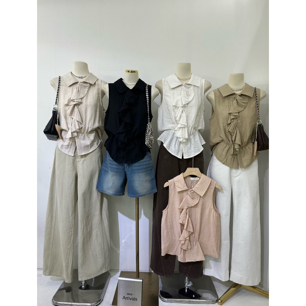 M2159เสื้อคอปกแขนกุดแต่งระบาย💕