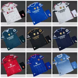 ชุดฟุดบอล(เสื้อพร้อมกางเกง) ชุดกีฬาทีมชาติแบบใหม่ๆล่าสุด ชุดผู้ใหญ่มีครบไซส์ M L XL 3XL พร้มส่งในไทยจัดส่งไว1-3วันได้ของ