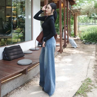 กางเกงยีนส์ขากระบอกใหญ่ปลายขาตัด รุ่น Itzy Jeans