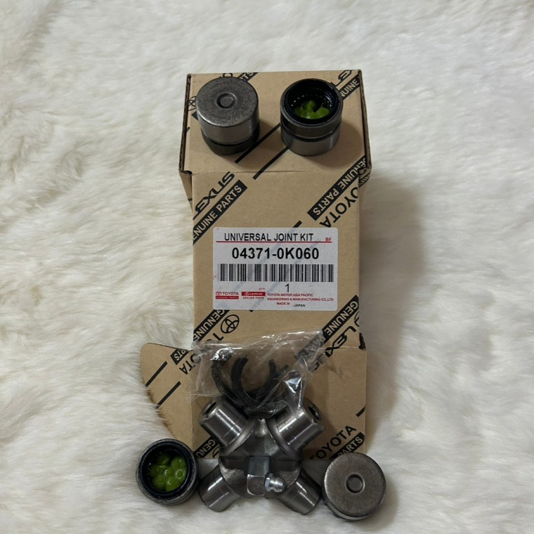 ยอยกากบาทเพลากลาง TOYOTA VIGO,TIGER D4D,LH112.Commuter, รหัสแท้04371-0K060