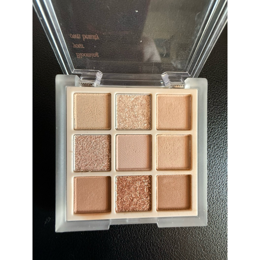 dasique eyeshadow mini milk latte (ส่งต่อ)