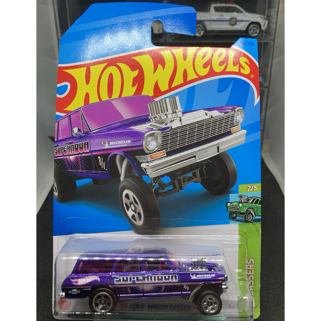 รถเหล็ก HotWheels '64 NOVA WAGON GASSER  3+