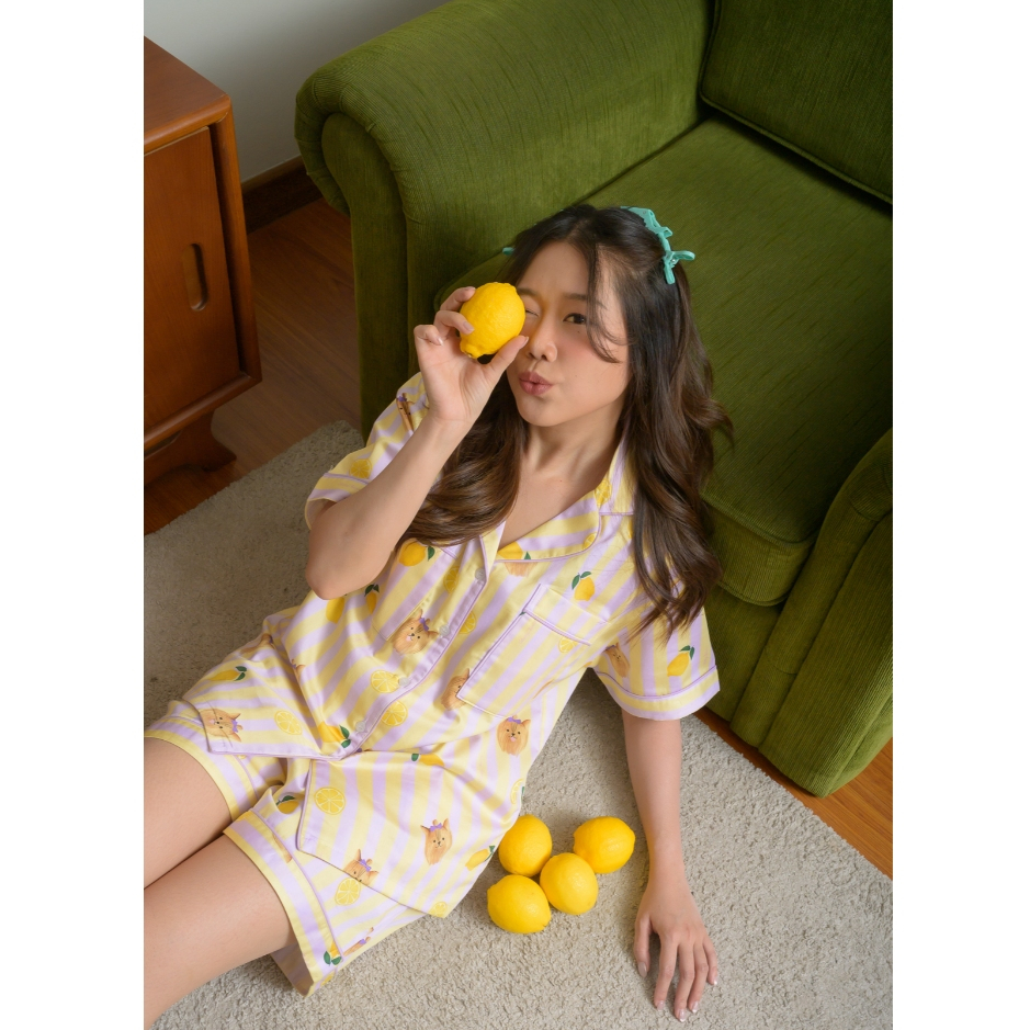 ชุดนอนแขนสั้นขาสั้น Layers Pocket - Sleepybunch.studio Joyful Collection Lemon Yorkie Set M-L-XL 🍋🐾