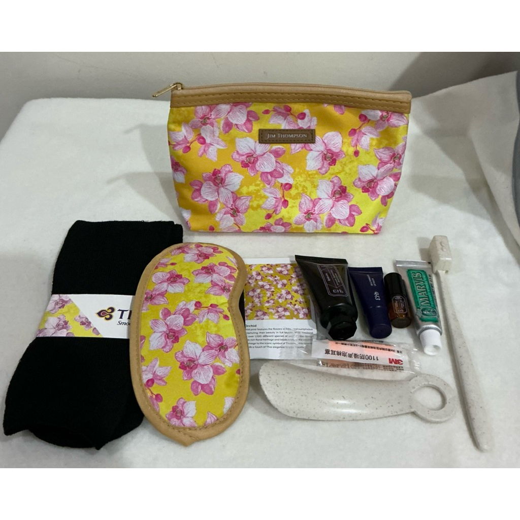 กระเป๋า Amenity kits  Jim Thompson x Thai Airways พร้อมอุปกรณ์