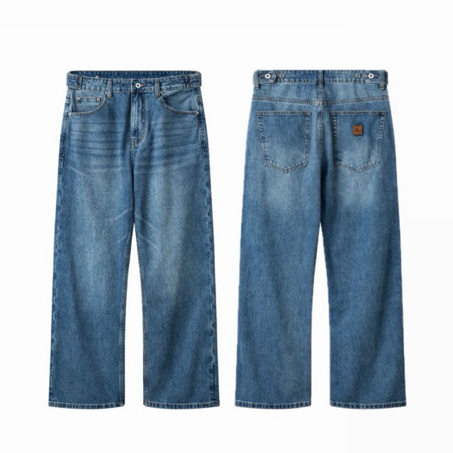 Pre-order (14-20days) แบรนด์เวียดนาม 🇻🇳  Aastu | RIOT WASHED JEANS // BLUE