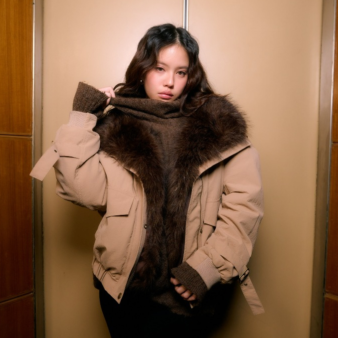 พร้อมส่ง SAC.BKK แจ็คเก็ต Oversize กันหนาวได้ถึงติดลบ บุขนเป็ดแท้ 100 % รุ่น OVERSIZE FUR COLLAR JACKET