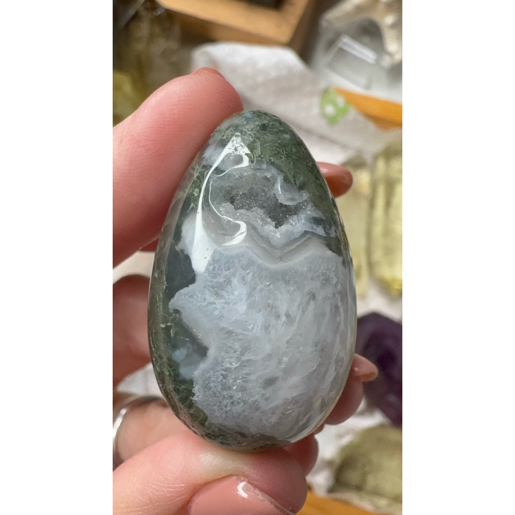 มอสอาเกต (Moss Agate)หินดึงดูดความอุดมสมบูรณ์ เงินทอง และโชคลาภ(ได้ชิ้นในโพส​)​