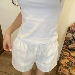 Mist Lace pants - กางเกงขาสั้นลูกไม้