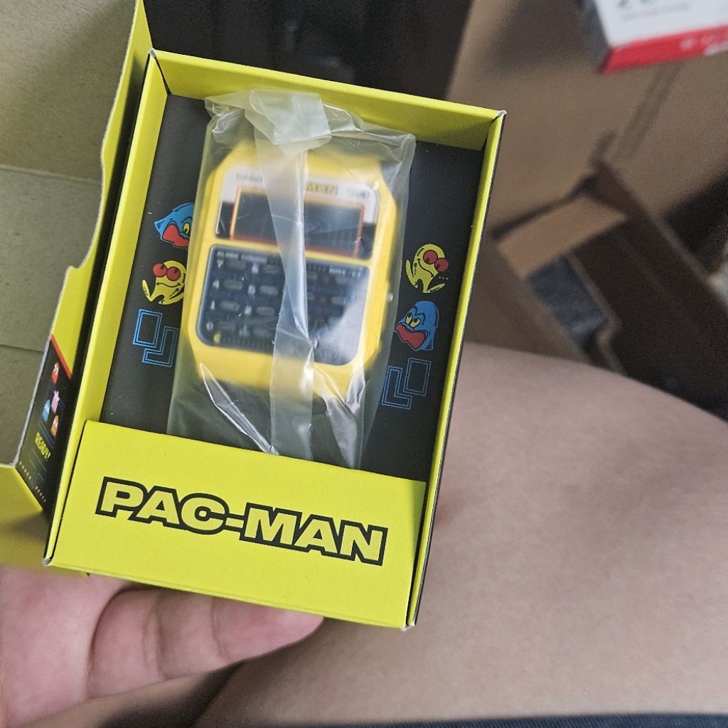 นาฬิกาเครื่องคิดเลข CASIO x PAC-MAN รุ่น CA-53WPC-1BDR กล่องตู้เกม Limited ของสะสมหายาก พร้อมส่ง มือ
