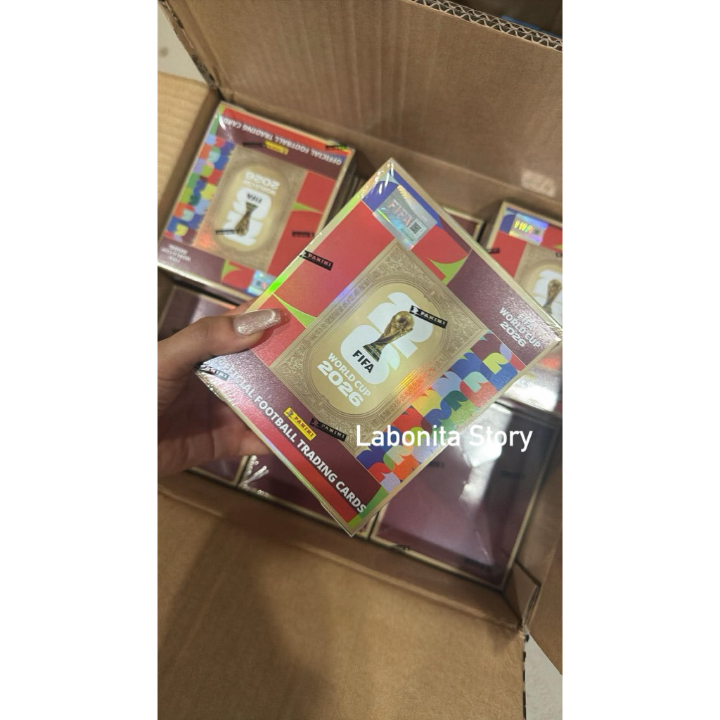 พร้อมส่งในไทย❤️ Panini PANINI2026 Football World Cup การ์ดฟุตบอลกล่องแดง 2026 แท้ 100% 1 box 10 ซอง