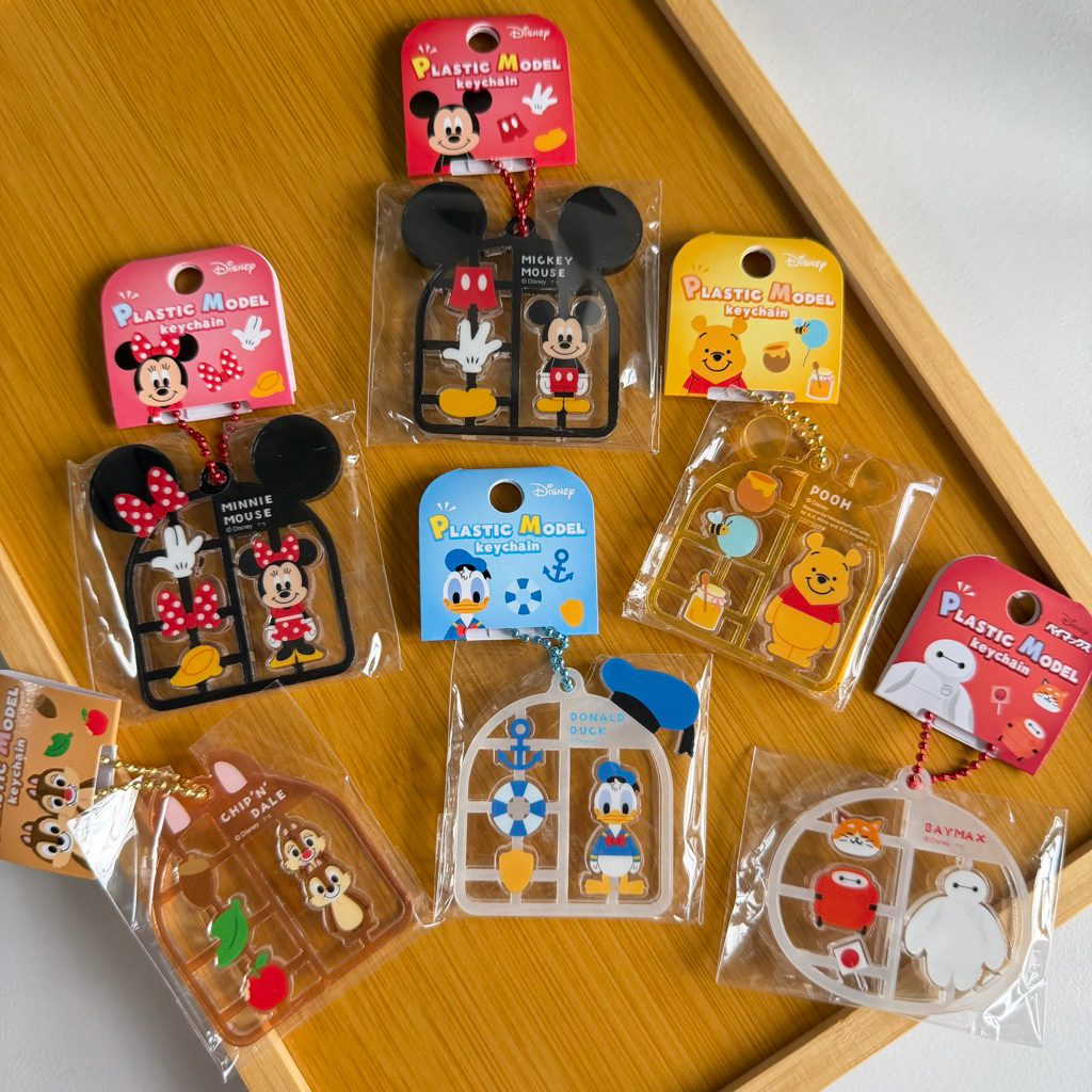 ( พร้อมส่ง / แท้ ) พวงกุญแจ Plastic Disney Model Keychain