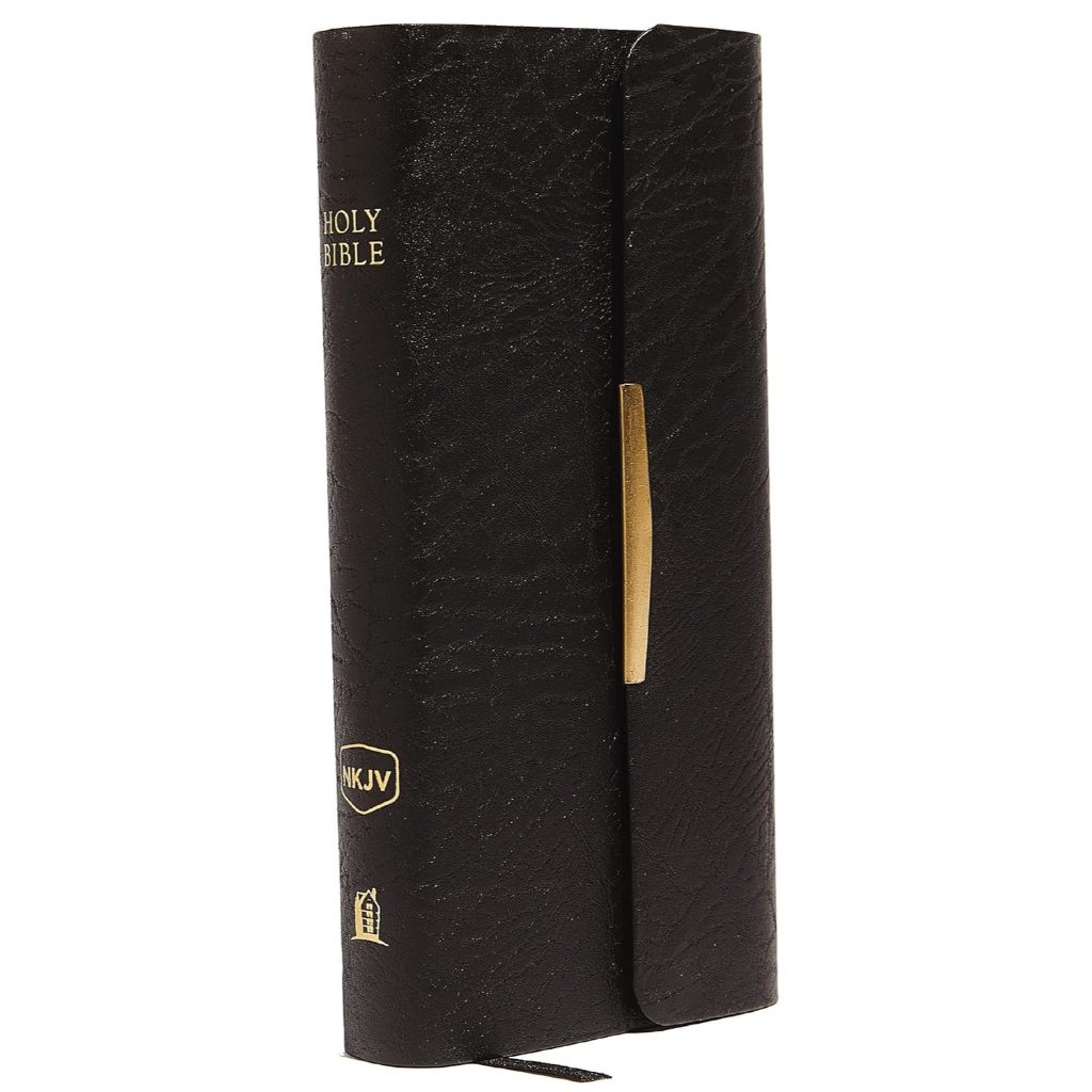 Nelson's Classic Companion NKJV Bible: Snap Flap (Black Bonded Leather)