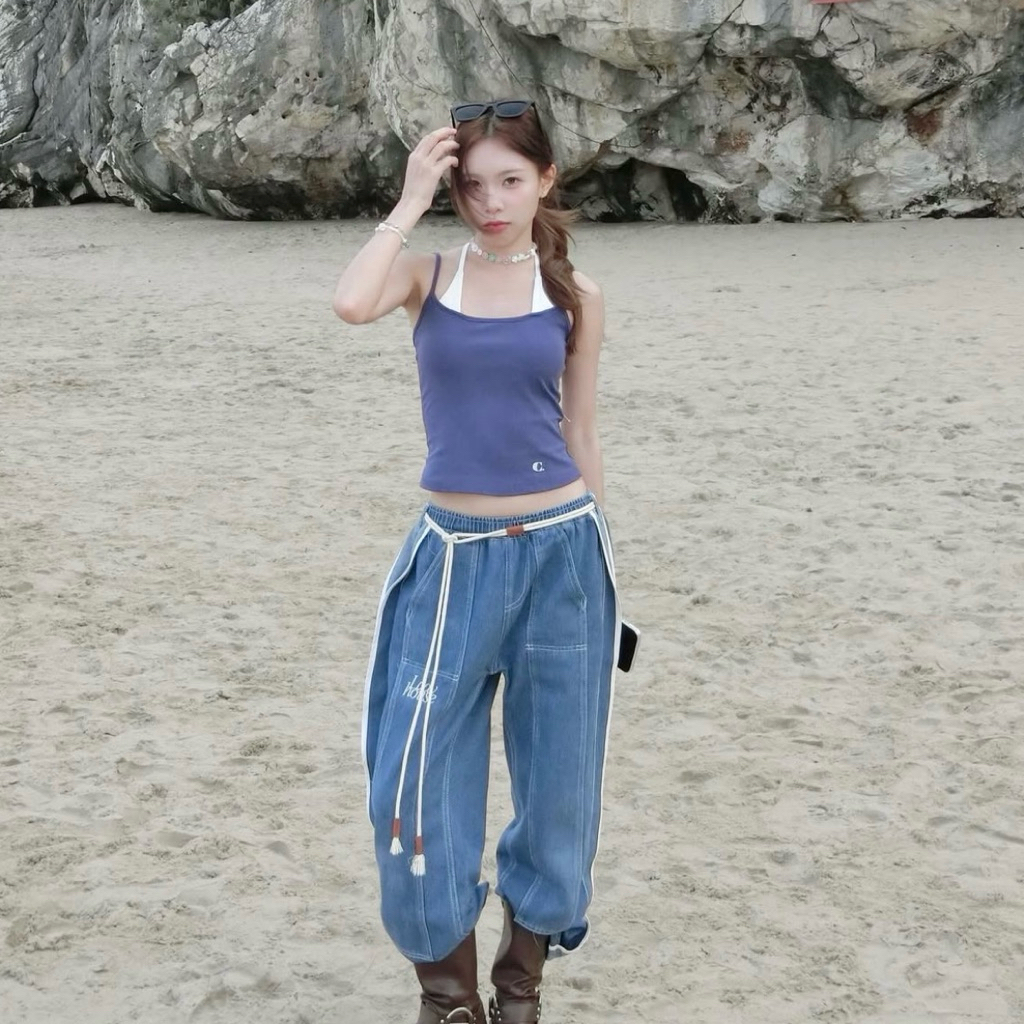 DENIM JEANS - WITH BASIC LAAYHOUSE LOGO