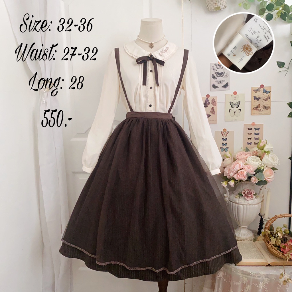 set เสื้อ+เอี้ยมกระโปรง #arw เอี้ยม axesfemme ป้ายโดนตัดค่ะ สายเอี้ยมถอดได้ คอปกบัวเเต่งงานปัก