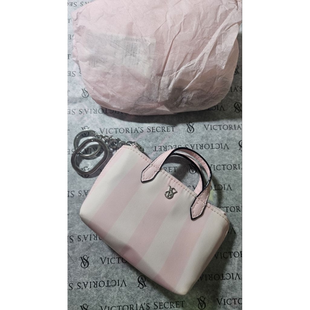 Victoria secret (New)