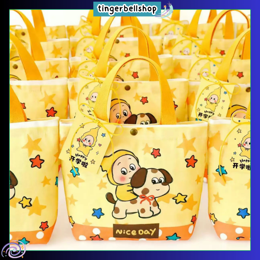 🇹🇭[พร้อมส่ง]กระเป๋าผ้า ถุงผ้าพิมพ์ลายการ์ตูน ใส่ของได้เยอะ ก้นกว้าง สำหรับใส่ของขวัญ ของชำร่วย