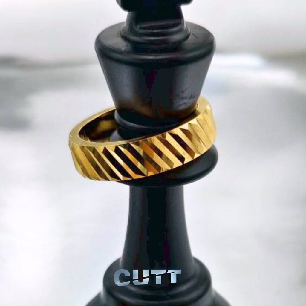 CUTT - แหวนคอลเลคชั่น Aswan รุ่น Bold แหวนเงินที่ผลิตด้วยเทคโนโลยี CNC คม ชัด สวยทุกองศา
