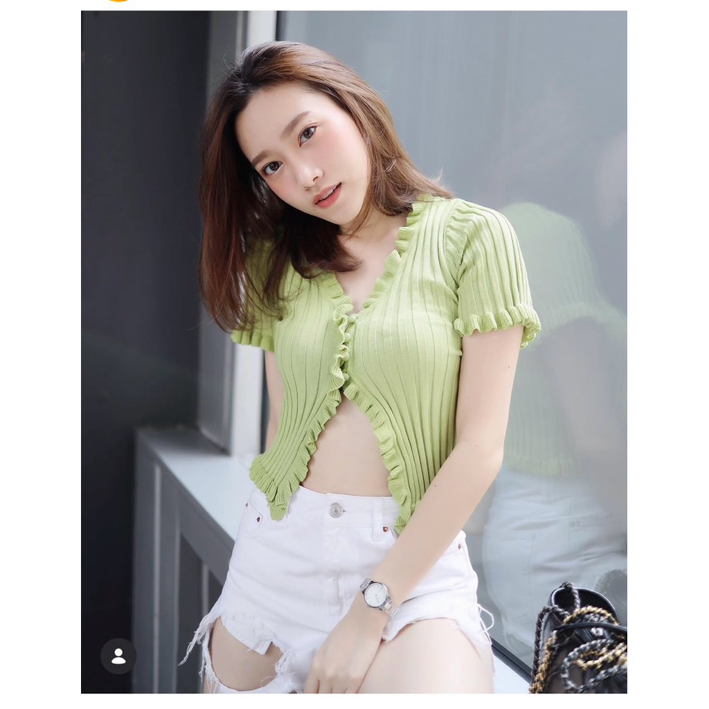 เสื้อครอป จากร้าน @shein_thailand
