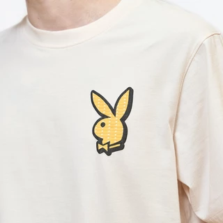 PLAYBOY 06PB เสื้อยืด เสื้อผ้าผู้ชาย/เสื้อ/เสื้อยืดสีครีม รุ่น P1MT265TB066CR