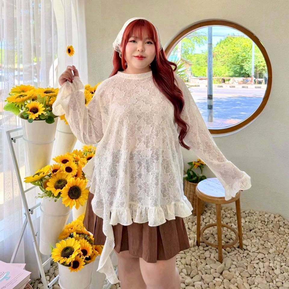 Blooming Lace T-shirt เสื้อยืดลูกไม้ แขนยาว 40"-60"