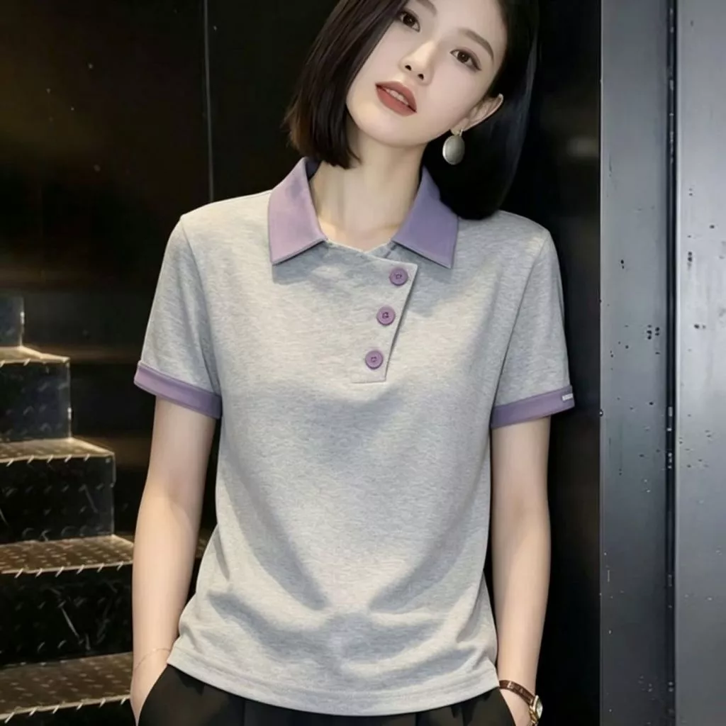 เสื้อยืดแขนสั้นคอโปโลสไตล์ใหม่ฤดูร้อน สไตล์คุณแม่ ผอมเพรียว ลดอายุ แฟชั่น ปกปิดพุง แขนสั้นต่อผ้า