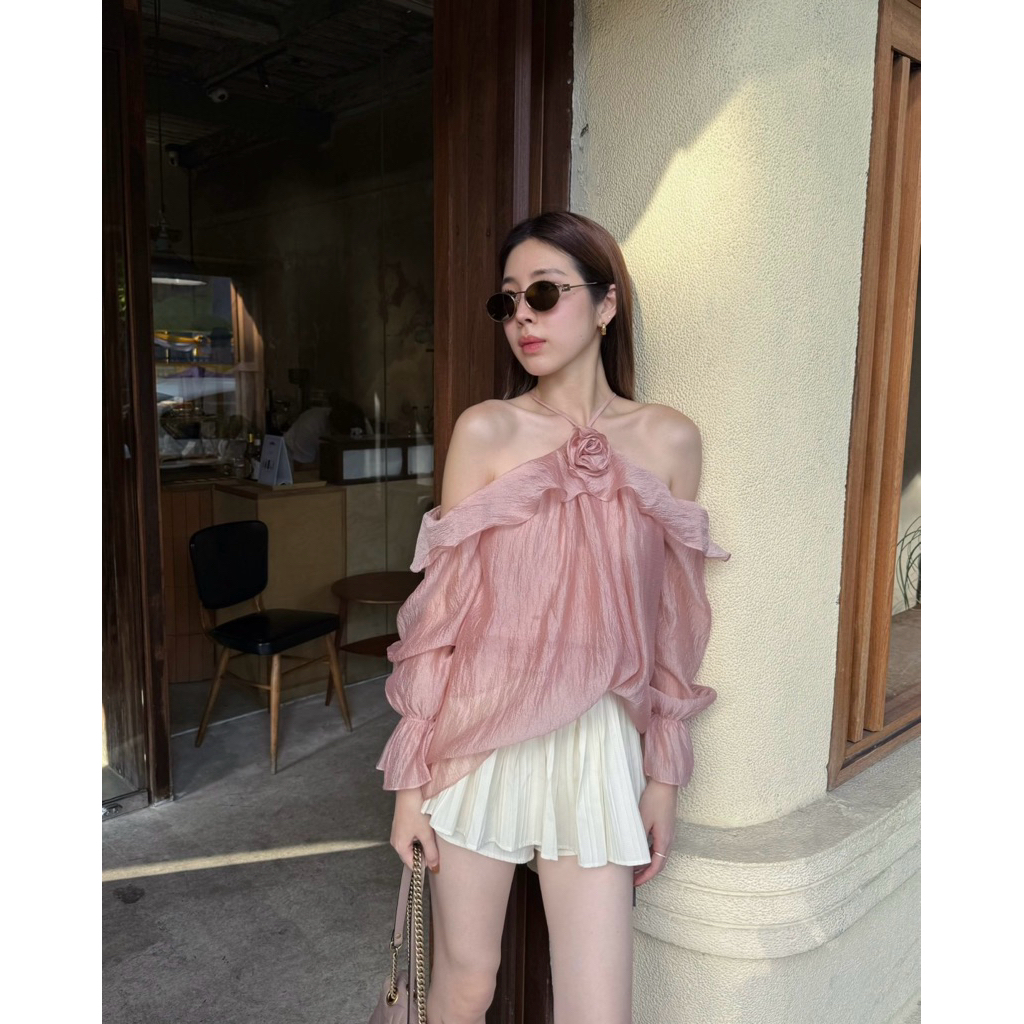 CHARM - CAMELLIA TOP