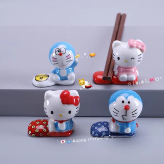 (พรีนะคะ👀) HEYHOMI—แท่นวางช้อน ตะเกียบ พร๊อพอุปกรณ์มัทฉะ ตรีม: คิตตี้ Kitty & Doraemon “เซรามิค สีสวยชัด น่ารักมากกกค่ะ”