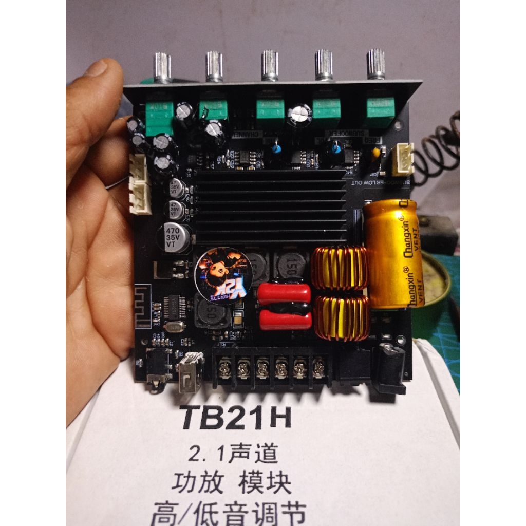 แอมป์จิ๋วบลูทูธ ZK-TB21 H โมเต็มระบบ เบสหนักแน่น กลางแหลมใสๆคมชัด และ เพิ่มเกณฑ์ขยายซับเบส สินค้าตรง