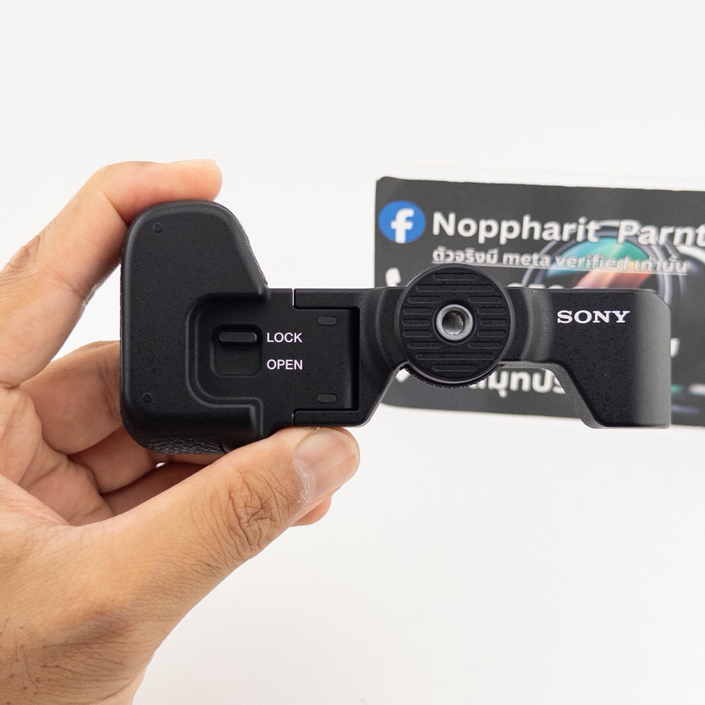 Sony GP X2 Grip Extension ใส่ sony A7Cii A7CR มือสอง สวยยังกับมือ 1 ครับ ไม่มีรอย