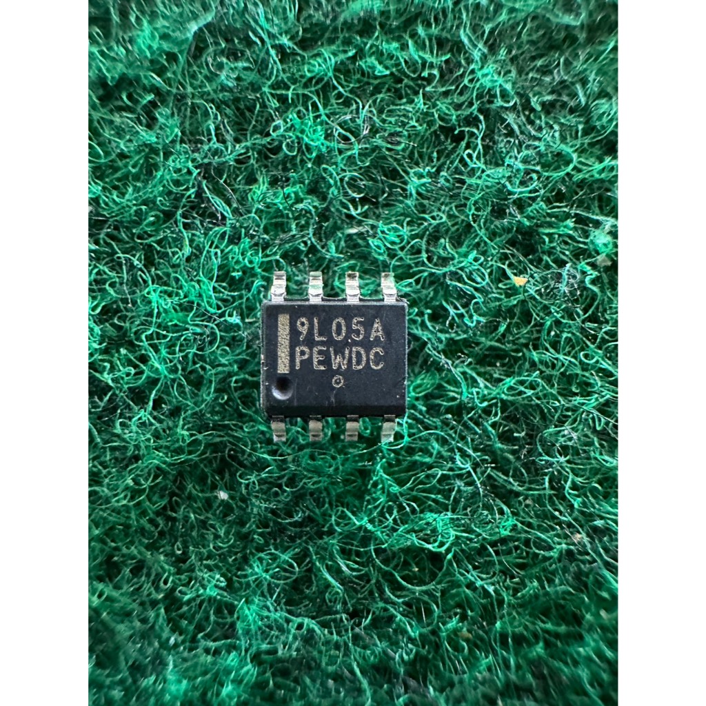 9L05A UA79L05ACDR 79L05A  SOP-8 , 8L05A  UA78L05ACDR 78L05A SOP-8 , จำนวน 1 ตัว