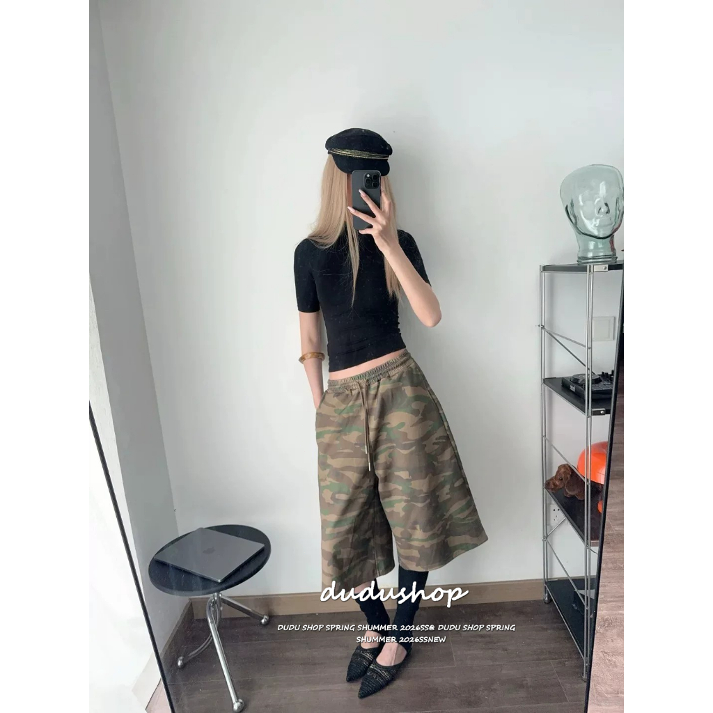 [Sports style wide leg capri pants]เกาหลีรุ่นวินเทจผู้หญิงเทรนด์กีฬาสบาย ๆ คาปรีกว้างขากางเกง