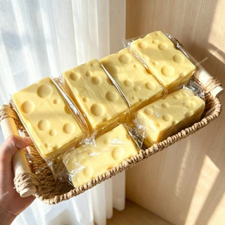 พร้อมส่ง สกุชชี่ ชีสก้อนใหญ่ ของเล่นสำหรับเด็ก มีกลิ่นหอม นุ่มฟู สโลว์ ส่งจากไทย