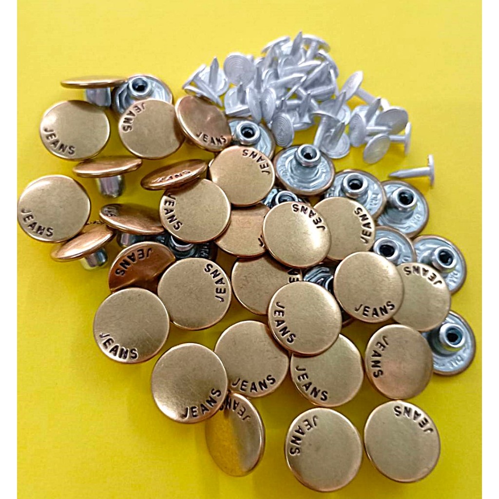 กระดุมกางเกงยีนส์.สำหรับตอก  ตัวเป็นเหล็ก.แข็งแรงทนทาน. ใช้ตอก.กว้าง1.7cm สินค้าคุณภาพ AAA(1ห่อมี100