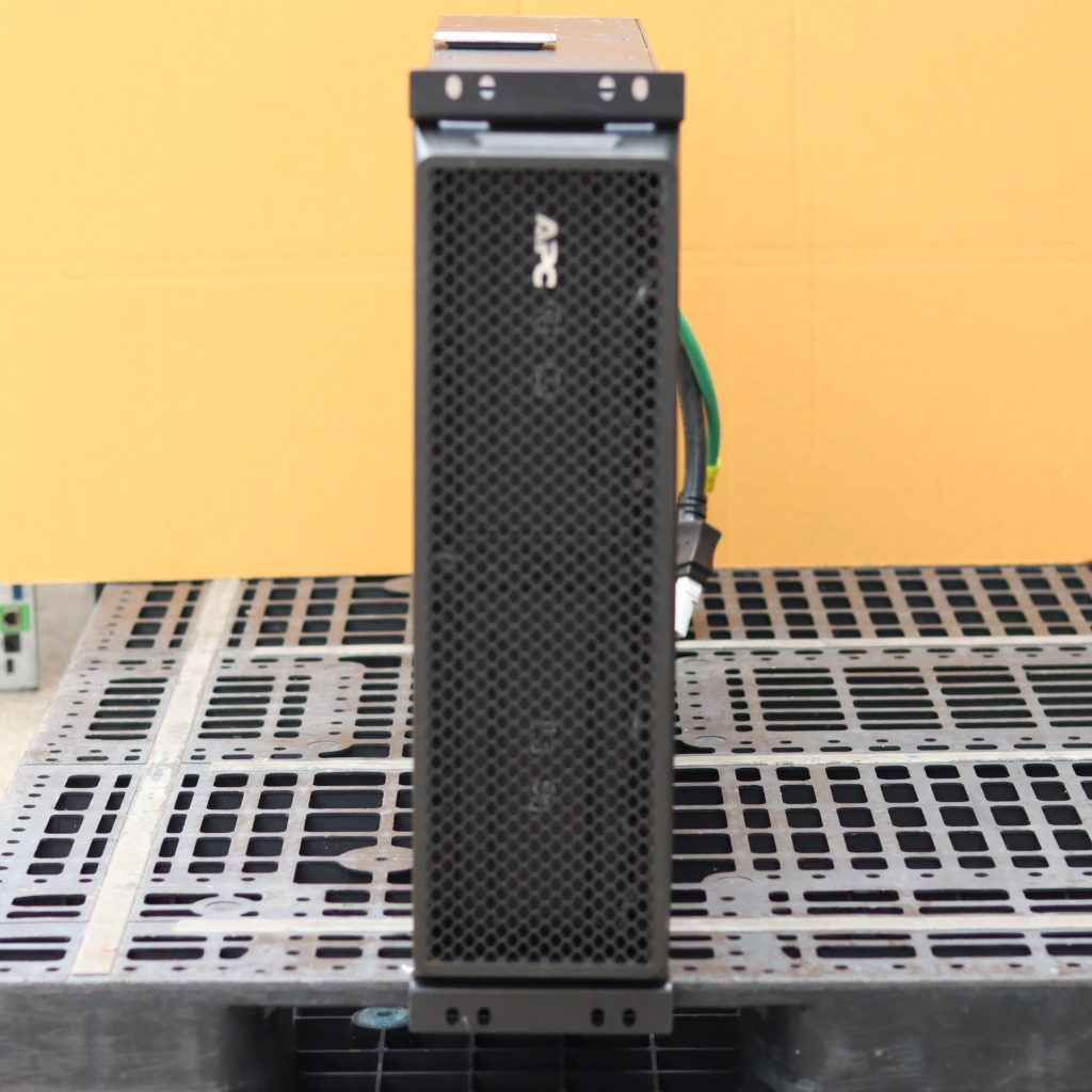 APC SRT192BP2  ตู้แบตเตอรี่สำรอง APC SRT192BP2 สำหรับเครื่องสำรองไฟ 8kVA-10kVA ไม่รวมแบต