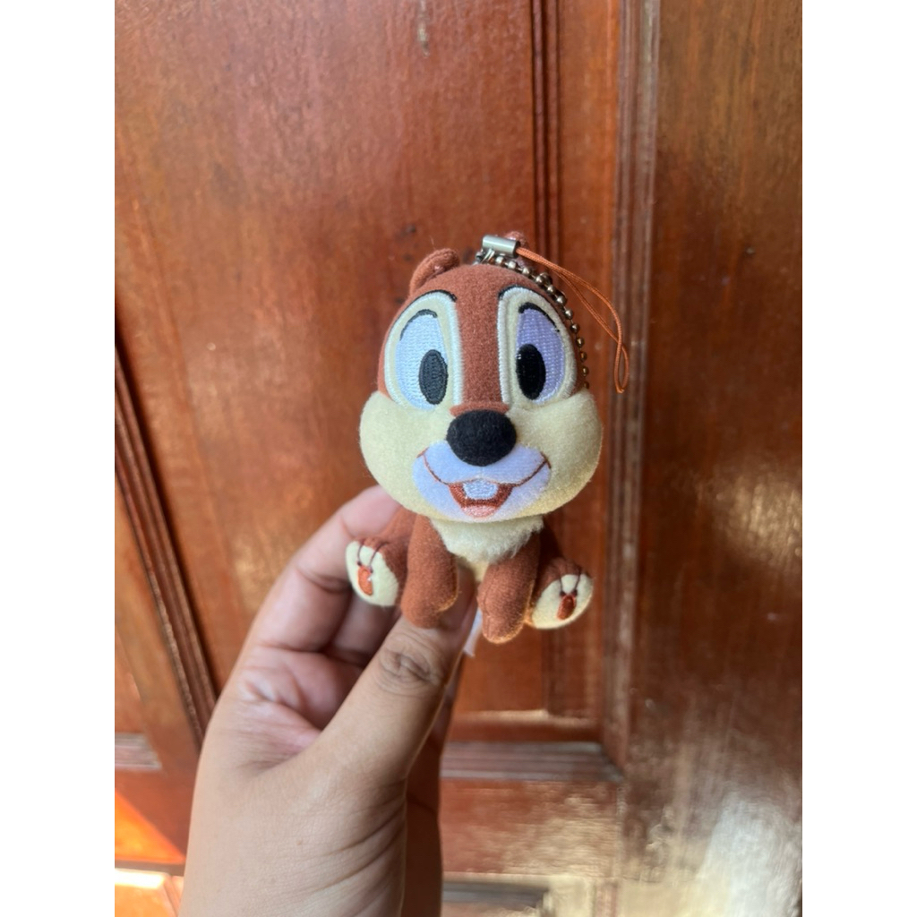 ตุ๊กตาพวงกุญแจชิป (Chip) จากการ์ตูนดิสนีย์เรื่อง Chip 'n Dale งานแท้ มือสอง น่ารัก