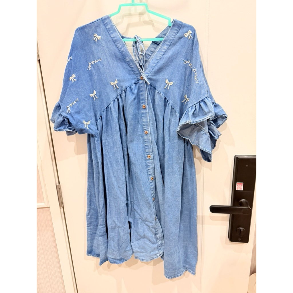 [พร้อมส่ง][ซื้อมาเก็บ][ไม่ผ่านการใข้งาน] ชุดเดรส ไม่มียี่ห้อ
