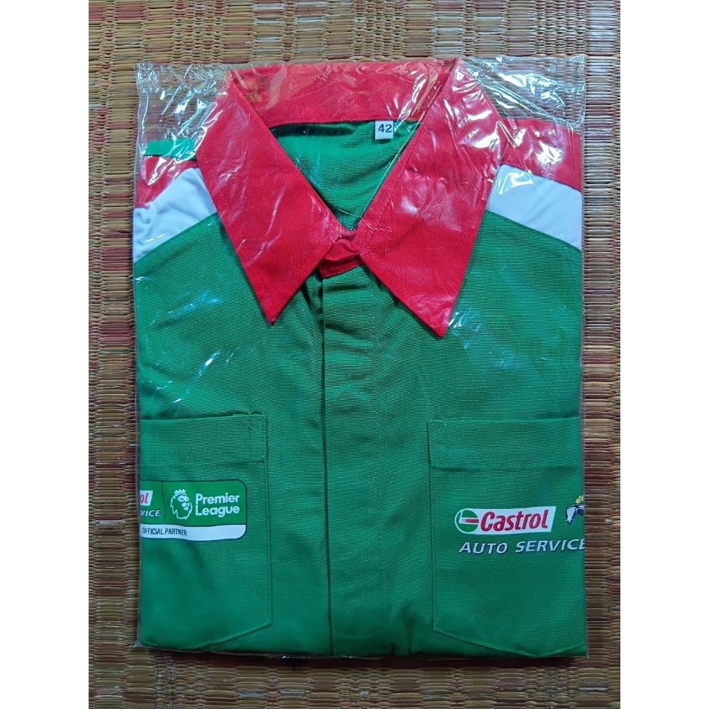 เสื้อช็อปช่างน้ำมันเครื่อง Castrol Auto Service